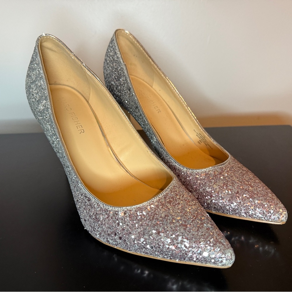 Marc Fisher Silver-Pink Glitter Pumps - size 7